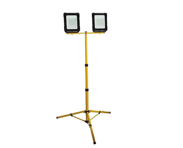 זוג פנסי הצפה נטענים עם חצובה 50WX2